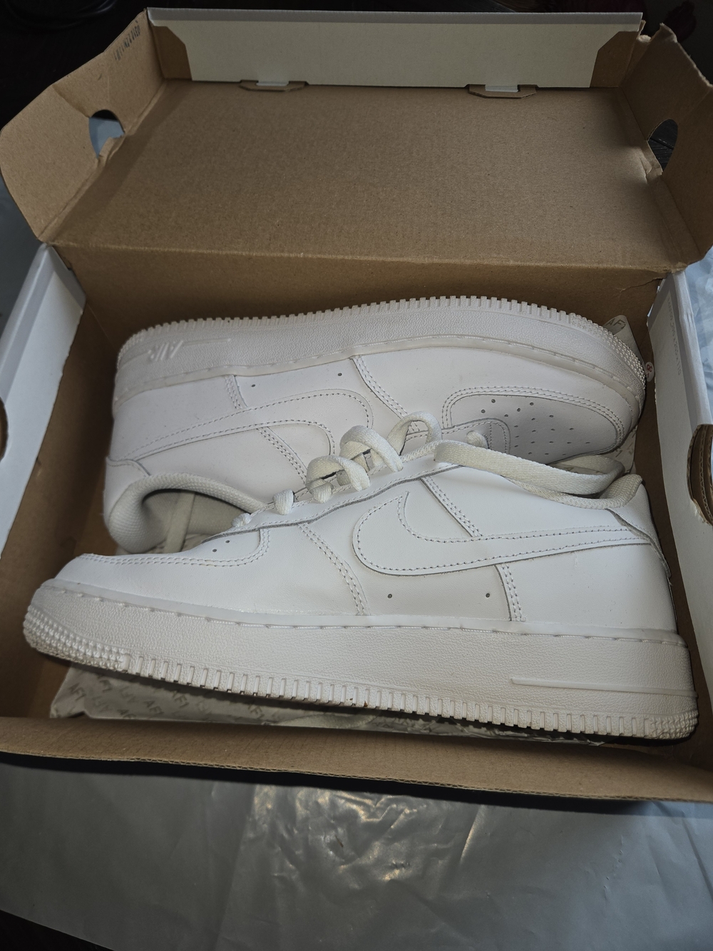 Nike White Air Force 1